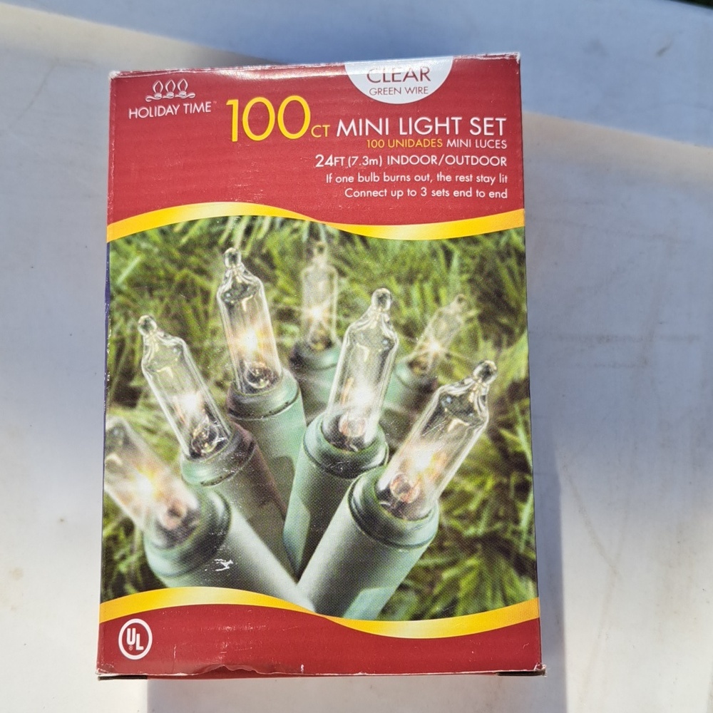 Holiday Time Clear Mini Light Set with Green Wire